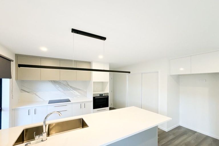 Photo of property in 42 Mehrtens Crescent, Woodend, 7610