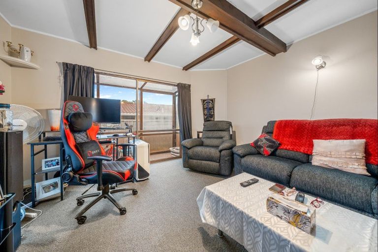 Photo of property in 5 Union Street, Merrilands, New Plymouth, 4312