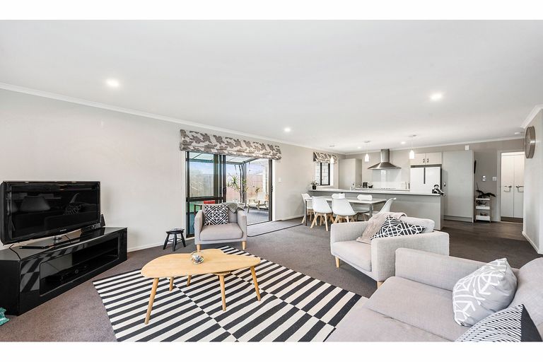 Photo of property in 4 Patatee Terrace, Baverstock, Hamilton, 3200