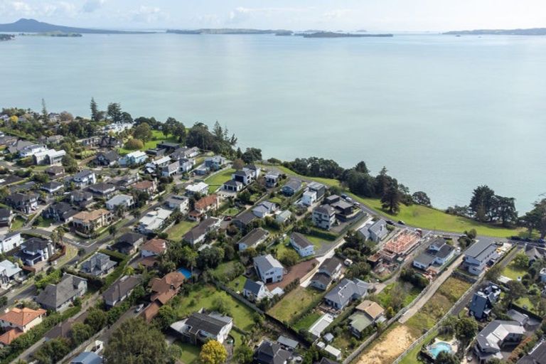 Photo of property in 2/75 Marine Parade, Mellons Bay, Auckland, 2014