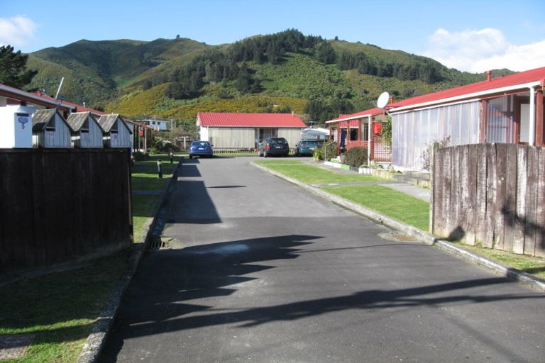 Photo of property in 1/12 Wellington Road, Wainuiomata, Lower Hutt, 5014