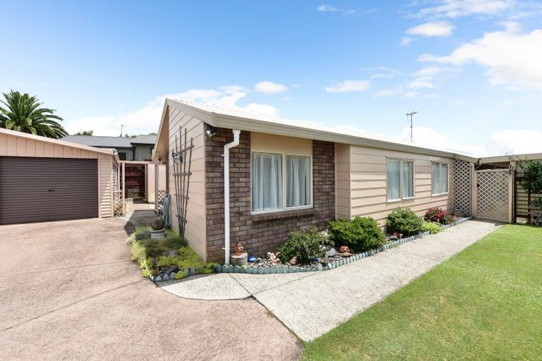 Photo of property in 30 Rosehill Place, Nawton, Hamilton, 3200