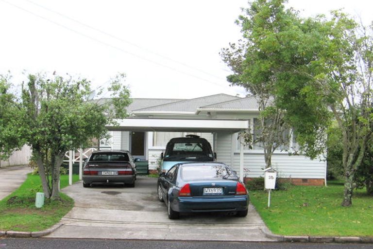 Photo of property in 1/20 Swan Crescent, Pakuranga, Auckland, 2010