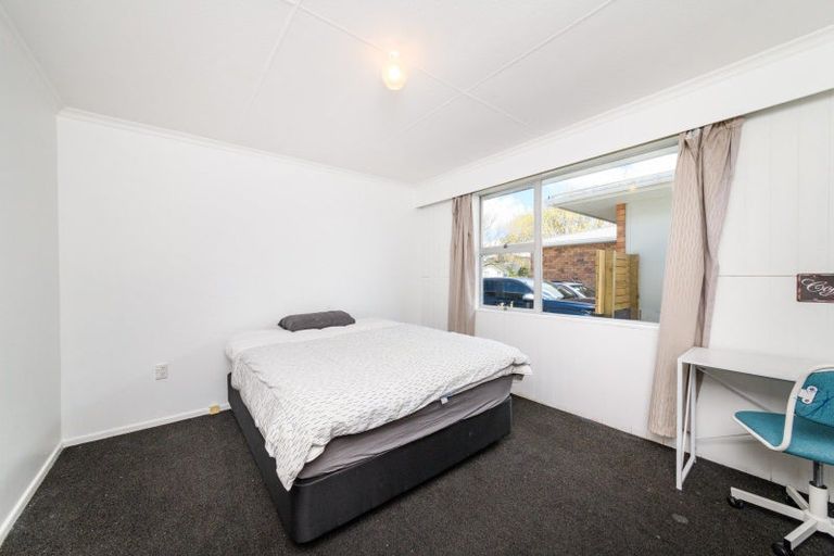 Photo of property in 89 Wikiriwhi Crescent, Awapuni, Palmerston North, 4412