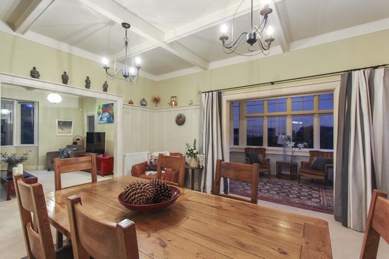 Photo of property in 32 Barrett Street, Westown, New Plymouth, 4310