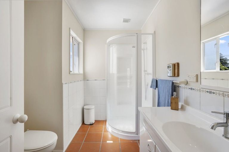 Photo of property in 22 Fox Street, Opunake, 4616