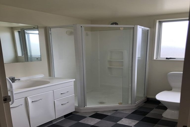 Photo of property in 105a Elizabeth Street, Riccarton, Christchurch, 8041