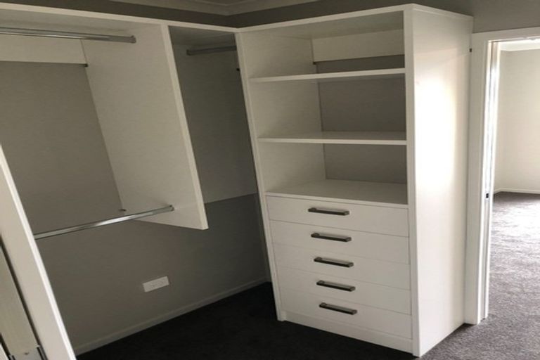 Photo of property in 4 Genoa Place, Whitby, Porirua, 5024