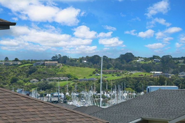 Photo of property in 24 Discovery Drive, Gulf Harbour, Whangaparaoa, 0930