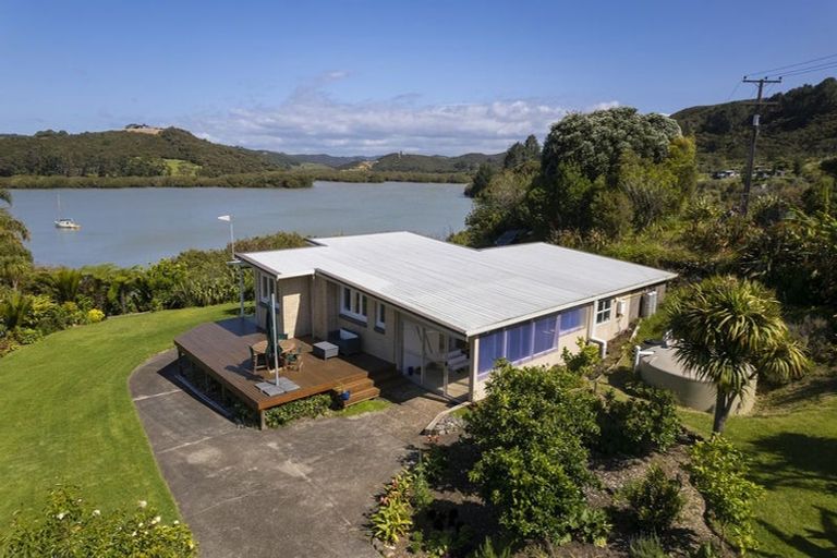 Photo of property in 3170 State Highway 10, Mangonui, 0494