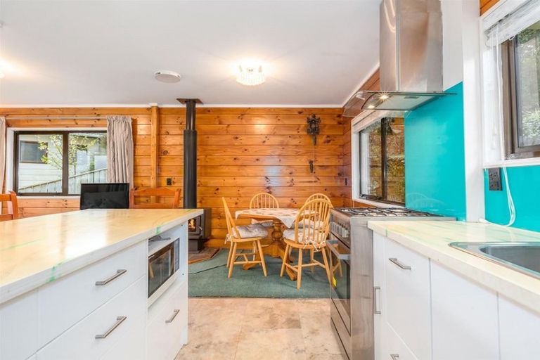 Photo of property in 6 The Bollard, Whitby, Porirua, 5024