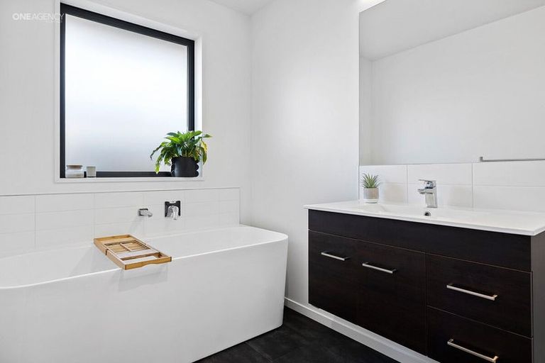 Photo of property in 96 Chinnerys Road, Woodend, 7610