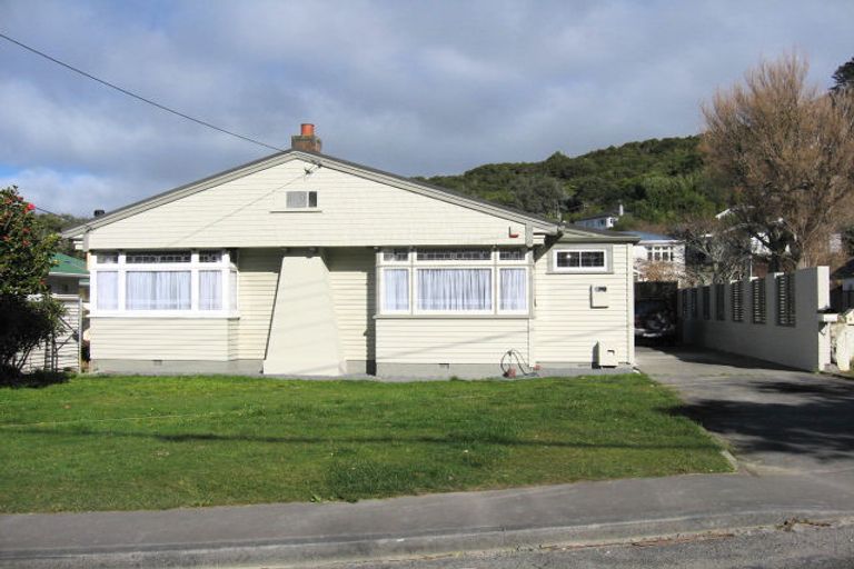 Photo of property in 1 Cornford Street, Karori, Wellington, 6012