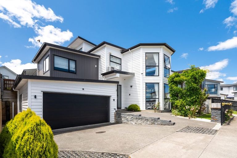 Photo of property in 7 Keiha Crescent, Massey, Auckland, 0614