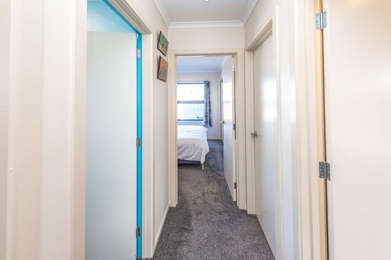 Photo of property in 12 Beaumaris Avenue, Castlecliff, Whanganui, 4501