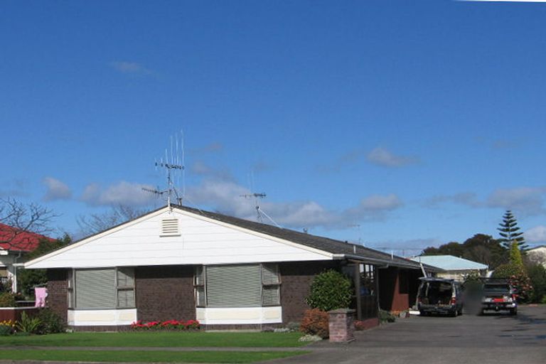 Photo of property in 69f Queen Street West, Levin, 5510