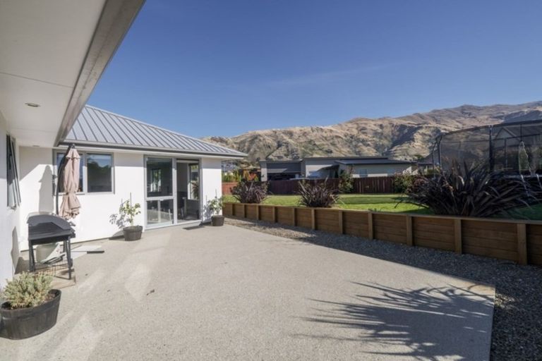 Photo of property in 14 Niger Street, Wanaka, 9305