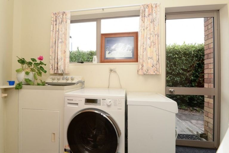 Photo of property in 10 Landell Place, Harrowfield, Hamilton, 3210