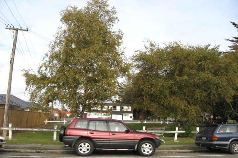 Photo of property in 53 Sawyers Arms Road, Northcote, Christchurch, 8052