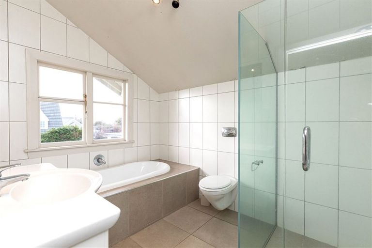 Photo of property in 28 Chapter Street, St Albans, Christchurch, 8052