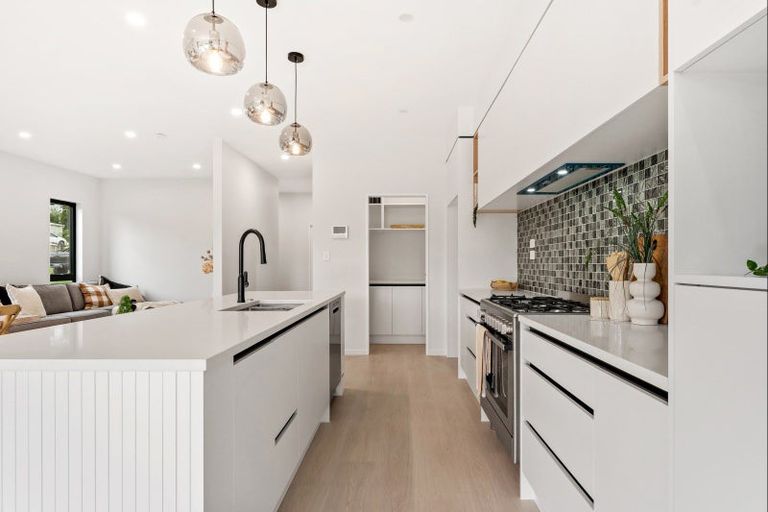 Photo of property in 35 Brigitte View, Snells Beach, 0920