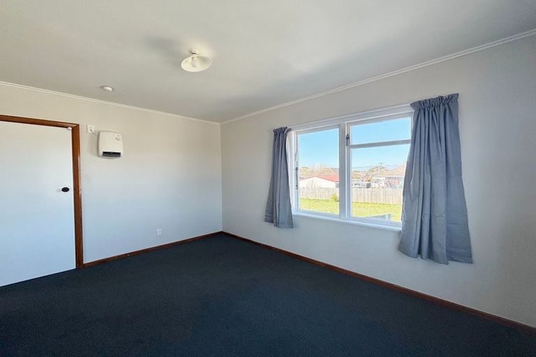Photo of property in 1/18a Bournemouth Crescent, Aranui, Christchurch, 8061
