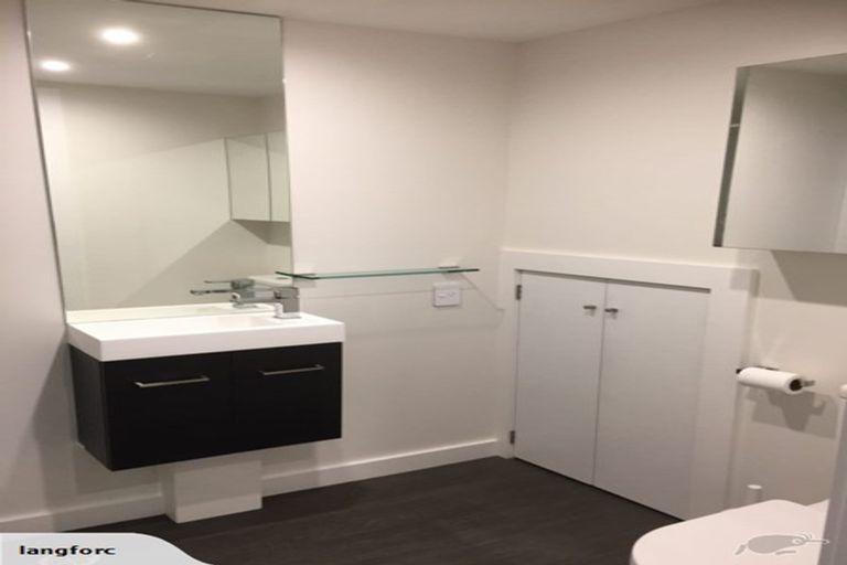 Photo of property in 225 Aro Street, Aro Valley, Wellington, 6021