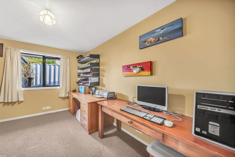 Photo of property in 114 Govan Drive, Te Anau, 9600