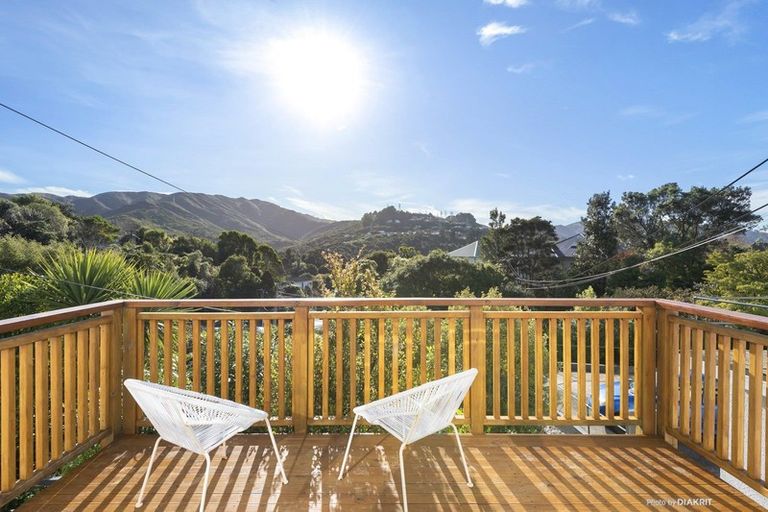 Photo of property in 6 Warwick Street, Wilton, Wellington, 6012