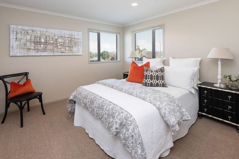 Photo of property in 2 Jack Place, Flat Bush, Auckland, 2019