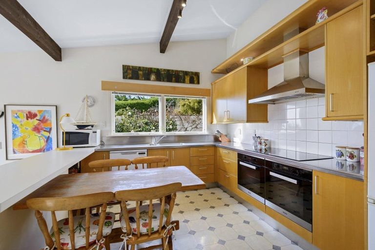 Photo of property in 8 Kidson Terrace, Cashmere, Christchurch, 8022