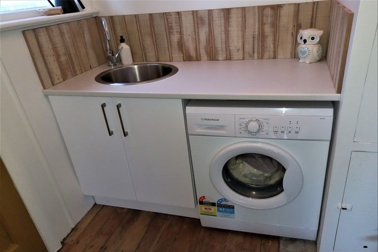 Photo of property in 54 Fonblanque Street, Westport, 7825