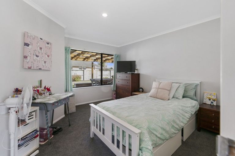 Photo of property in 6 Arabian Drive, Papamoa Beach, Papamoa, 3118