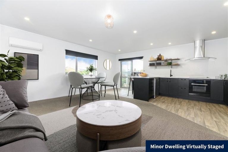 Photo of property in 5 Foyle Place, Glendene, Auckland, 0602