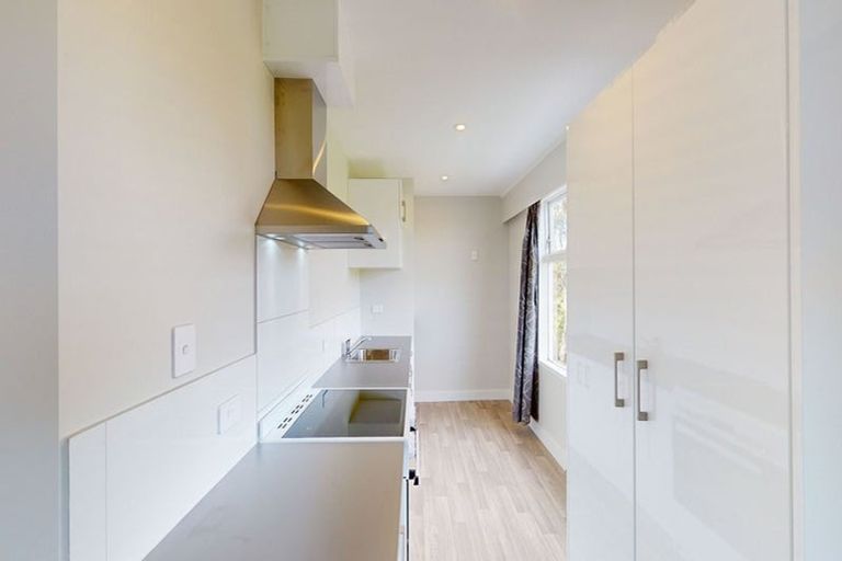 Photo of property in 1/25 Kitchener Terrace, Johnsonville, Wellington, 6037