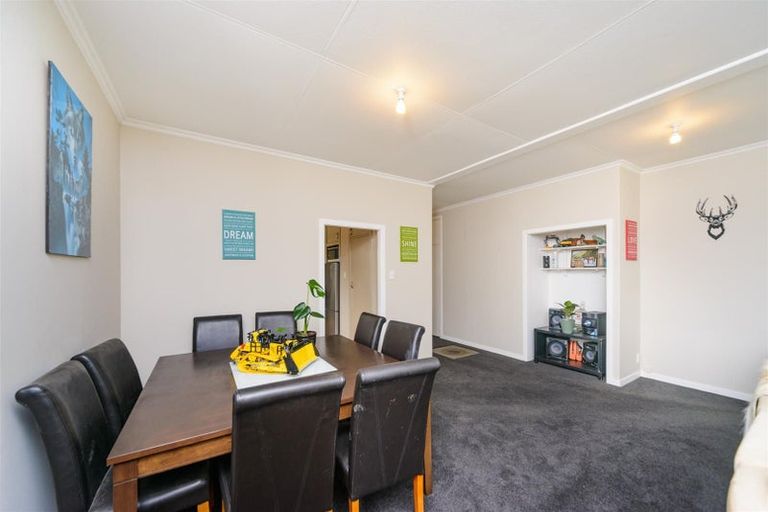 Photo of property in 15 Maunder Street, Marton, 4710