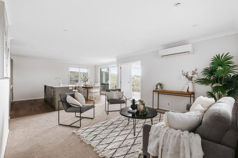 Photo of property in 27 Moira Close, Welcome Bay, Tauranga, 3175