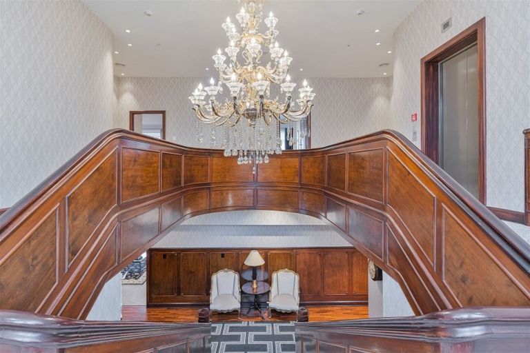 Photo of property in 141 Hackthorne Road, Cashmere, Christchurch, 8022