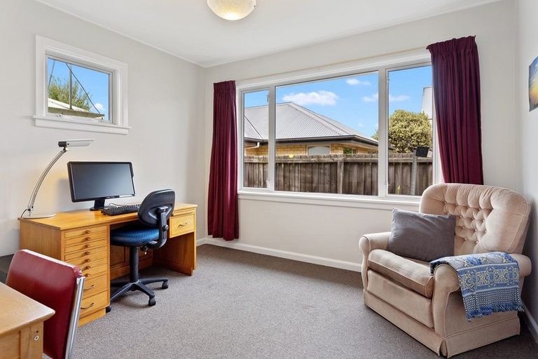 Photo of property in 1/5 Bentley Street, Russley, Christchurch, 8042
