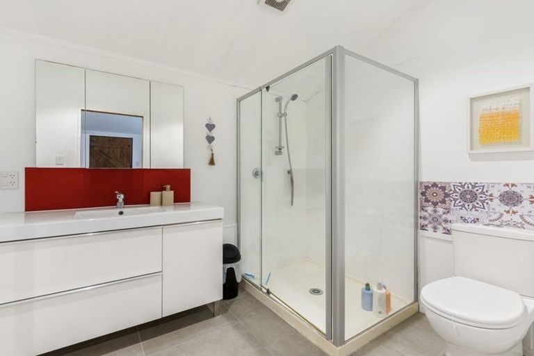 Photo of property in 279 Royal Road, Massey, Auckland, 0614