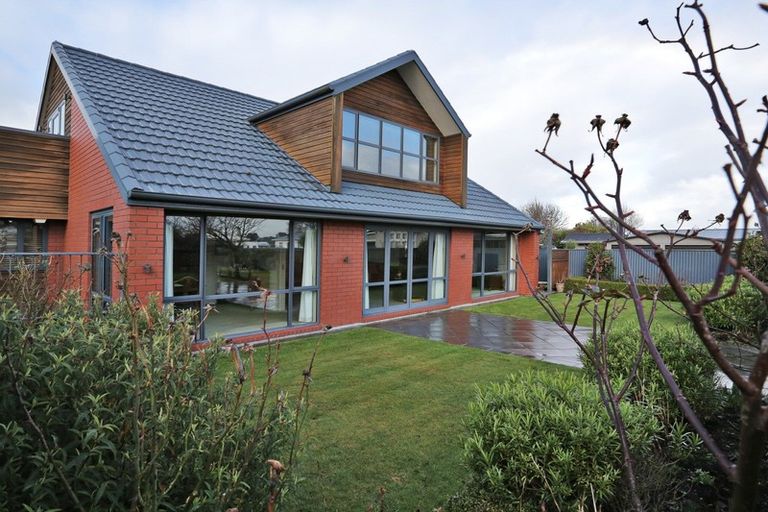 Photo of property in 71 Banks Street, Richmond, Invercargill, 9810