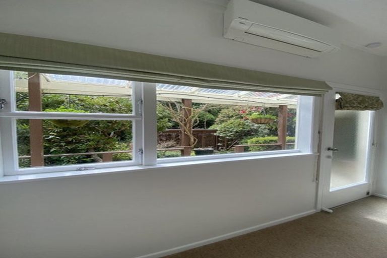 Photo of property in 28 Delhi Crescent, Khandallah, Wellington, 6035