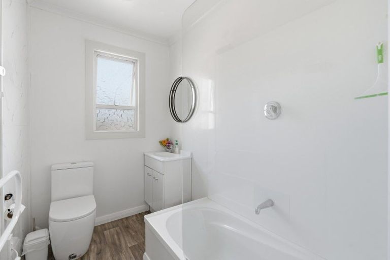 Photo of property in 108 Mornington Road, Kenmure, Dunedin, 9011