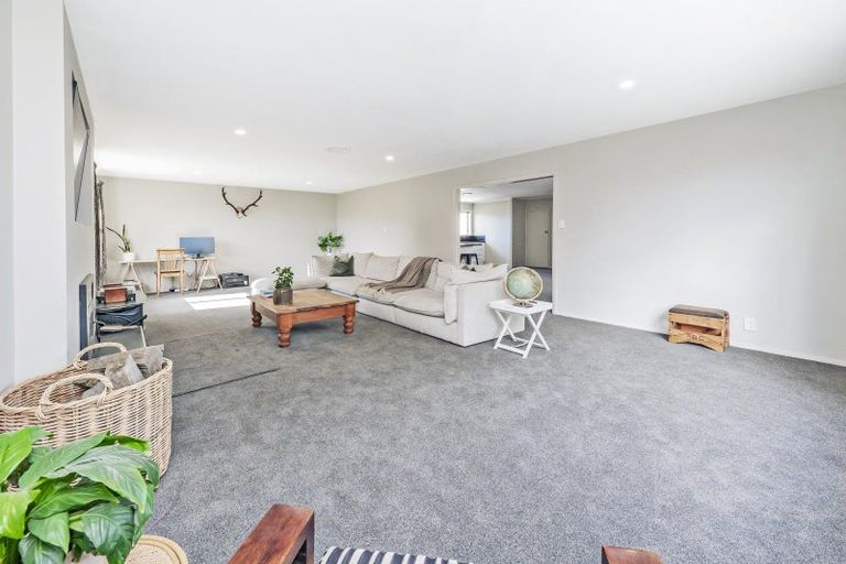 Photo of property in 24 North Terrace, Darfield, 7510