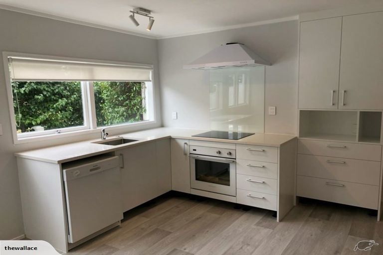 Photo of property in 2/47 Wallace Road, Papatoetoe, Auckland, 2025