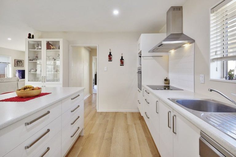 Photo of property in 84 Pegasus Boulevard, Pegasus, 7612