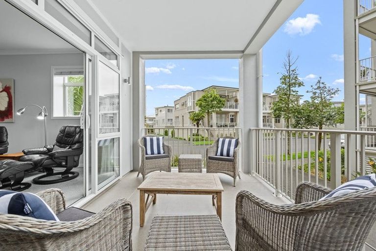 Photo of property in 63 Parkside Drive, Orewa, 0931