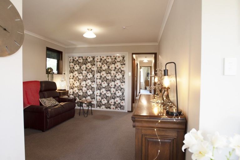 Photo of property in 72 Mackenzie Street, Winton, 9720