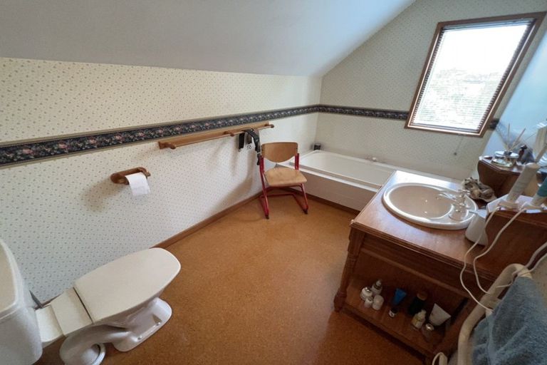 Photo of property in 75b Jickell Street, Hokowhitu, Palmerston North, 4410