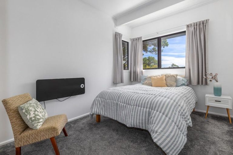 Photo of property in 16 Whyte Street, Paraparaumu Beach, Paraparaumu, 5032